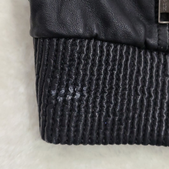 Danier Leather Woman's Jacket - Picture 4 of 6